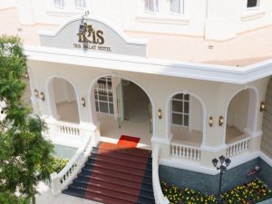 Khách sạn Iris Đà Lạt