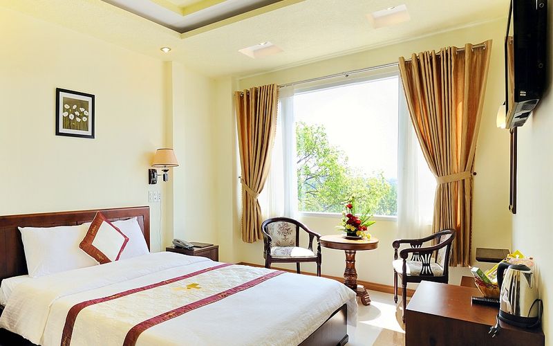 Khách sạn ở Đà Lạt 3 sao giá rẻ Thi thảo