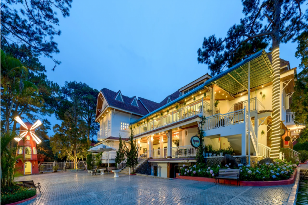 villa monet garden ở Đà Lạt