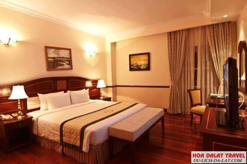 Review khách sạn Dalat Plaza