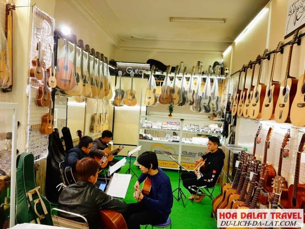 Nhạc cụ tại Guitar Việt Bảo