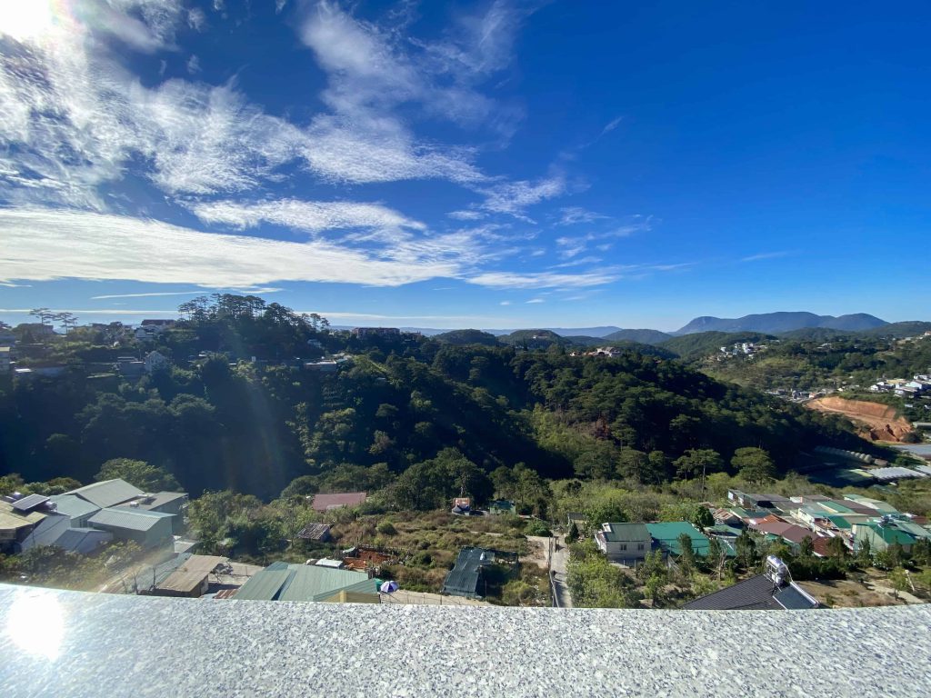 View phòng khách sạn Thanh loan