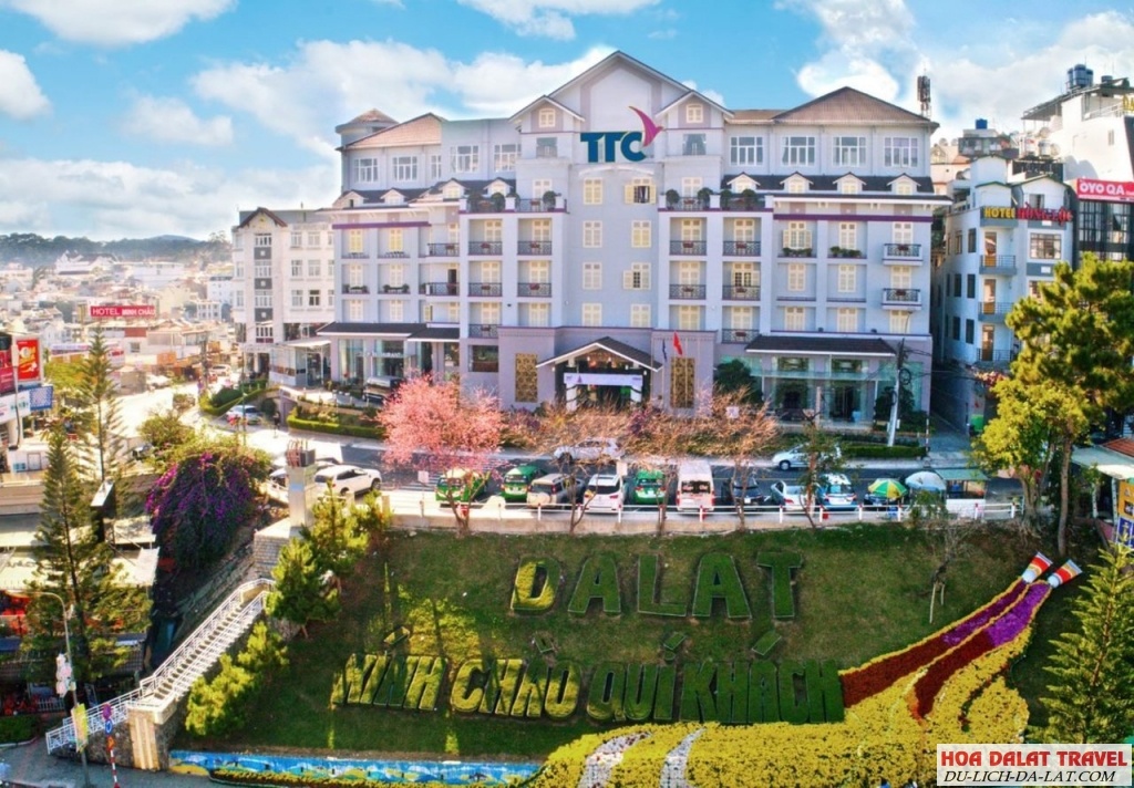 Khách sạn TTC Ngọc Lan