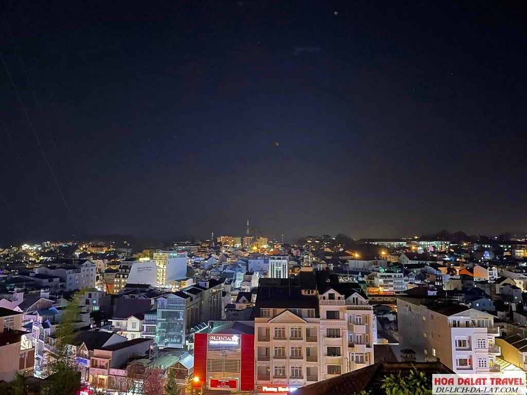 View Ngọc Huyền Gemini