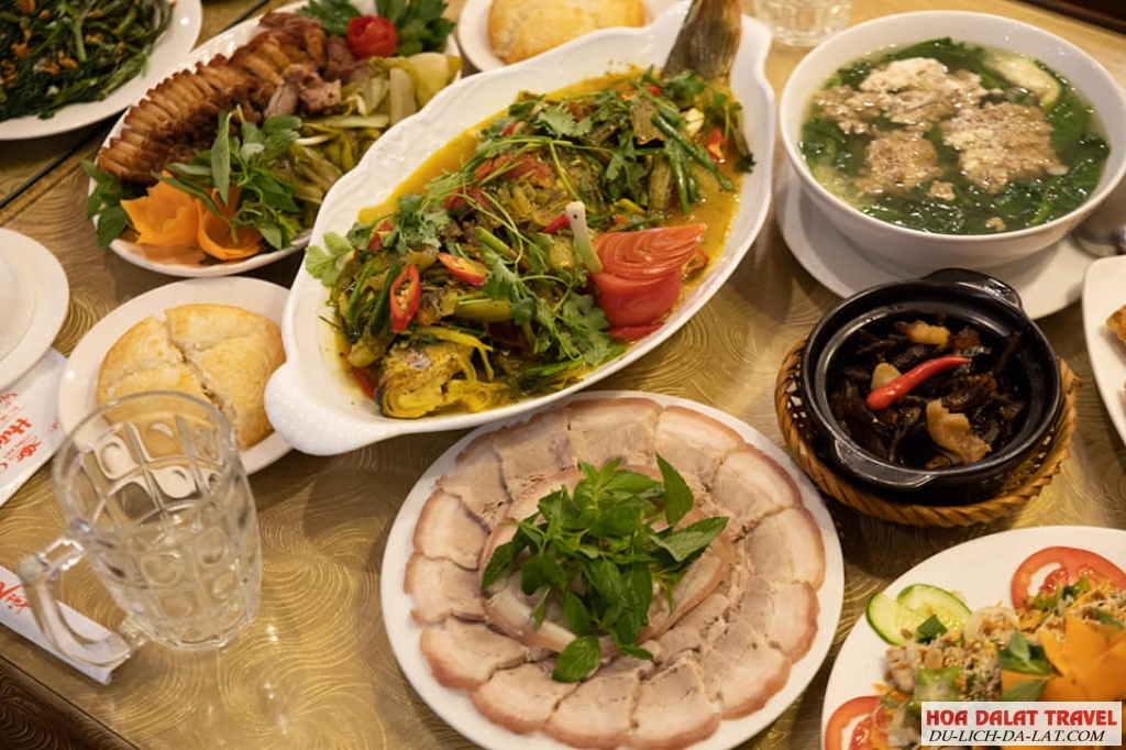 Món ăn Hương Việt - Cơm niêu cơm đập