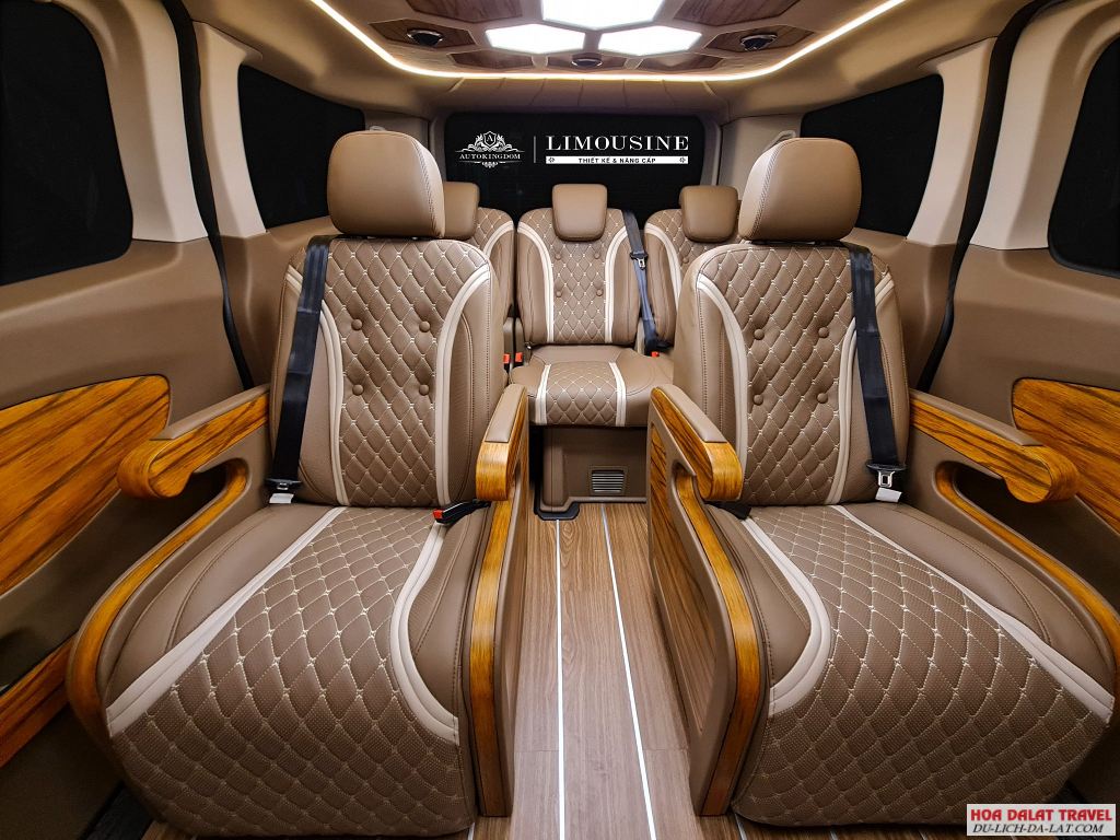Nhà xe Auto Kingdom Limousine