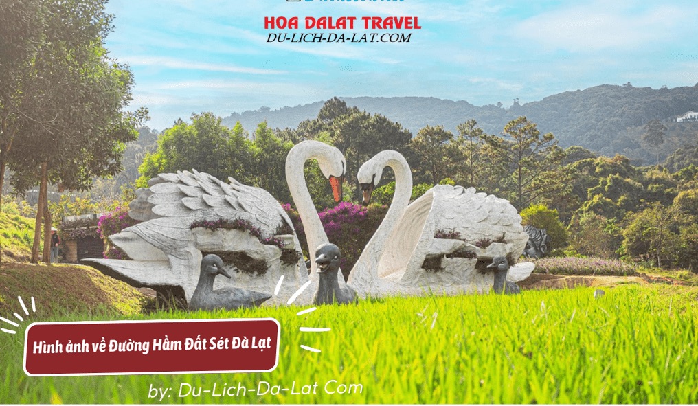 tạo hình 2 chú thiên nga khổng lồ ở đường hầm đất sét Đà Lạt