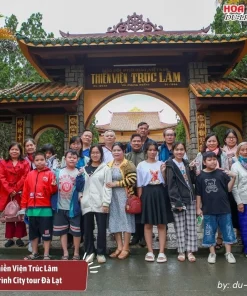 Tham quan Thiền Viện Trúc Lâm khi đi tour nội thành Đà Lạt