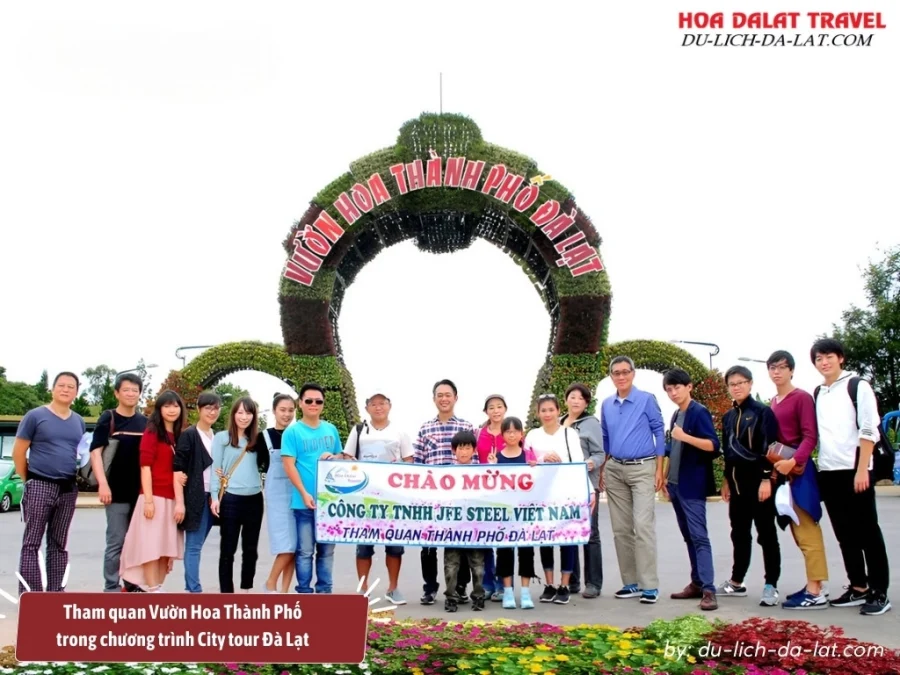 Tham quan Vườn Hoa Thành Phố khi đi city tour Đà Lạt của Du-lich-da-lat Com