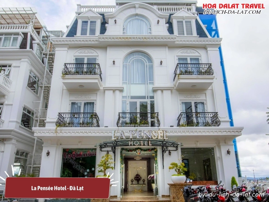 La Pensée Hotel là khách sạn 2 sao có kiến trúc hiện đại