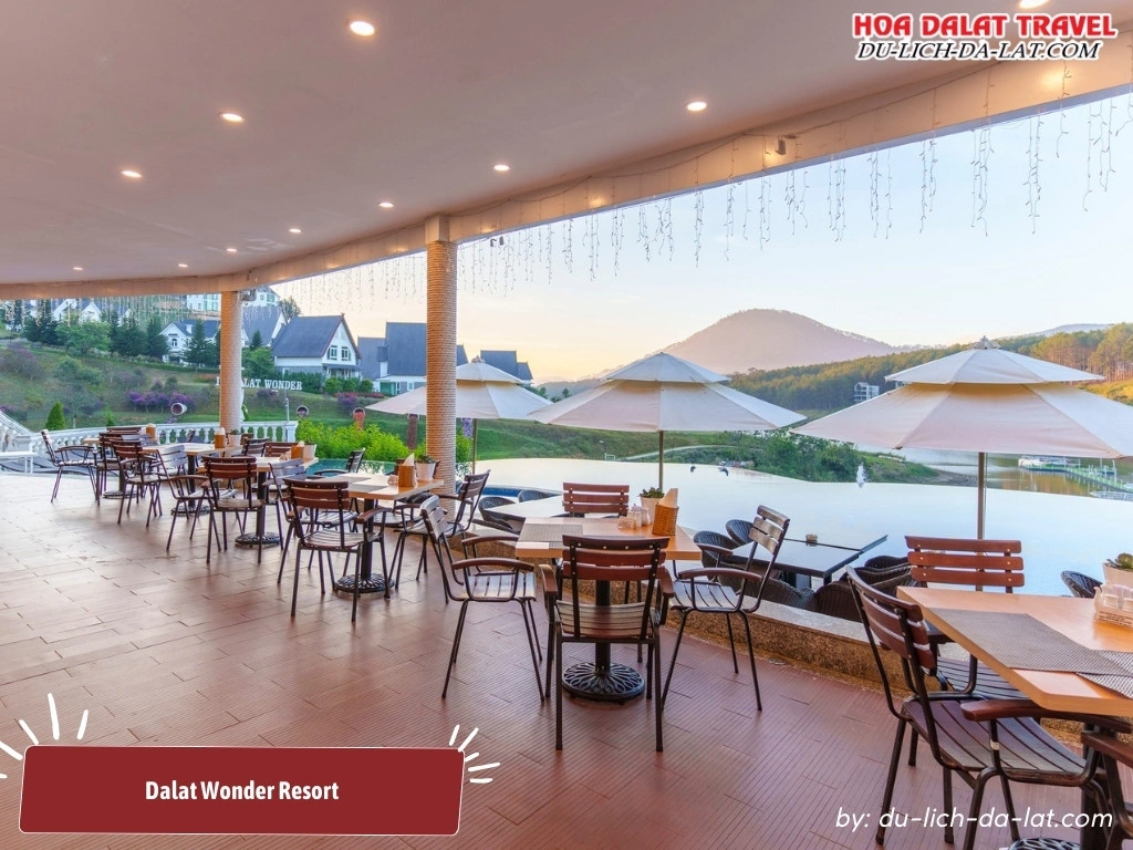 Hệ thống nhà hàng bên hồ bơi view đẹp ở Dalat Wonder Resort