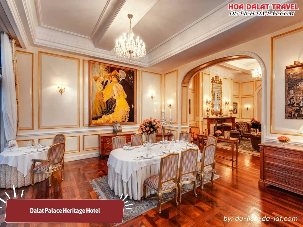 Tiện nghi phòng ăn trong phòng ở khách sạn Dalat Palace