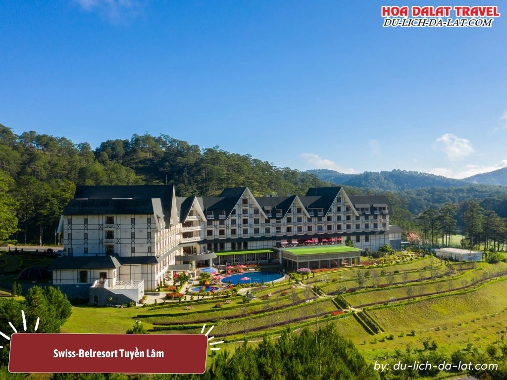 Swiss-Belresort Tuyền Lâm là một khu nghỉ dưỡng cao cấp thiết kế theo phong cách kiến trúc châu Âu cổ điển