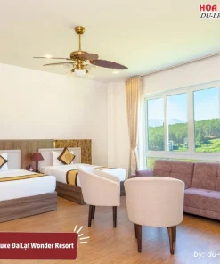 Phòng Premier Deluxe tại Dalat Wonder Resort được thiết kế với tông màu trầm ấm, diện tích 40m², trang bị 1 giường đôi