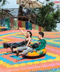 Chơi trượt phao khô ở Mongo Land khi đi tour