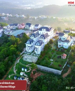 Dalat De Charme Village là một khách sạn 3 sao mang phong cách kiến trúc châu Âu nằm giữa thiên nhiên thơ mộng của Đà Lạt