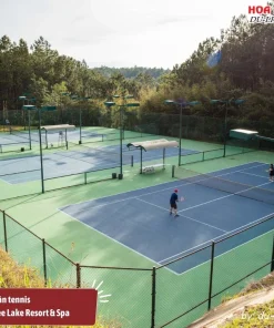 Sân tennis phục vụ khách lưu trú tại Dalat Edensee Lake Resort & Spa