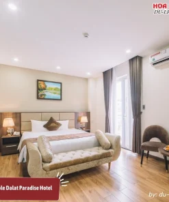 Phòng Suite Double tại Dalat Paradise Hotel với diện tích 35m2, trang bị giường đôi cỡ lớn, tiện nghi phòng cao cấp và đầy đủ