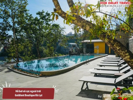 Hồ bơi nước ấm ngoài trời ở Goldient Boutique Hotel Đà Lạt