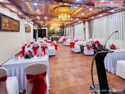 Phòng họp cơ bản của Royal Palace hotel Đà Lạt