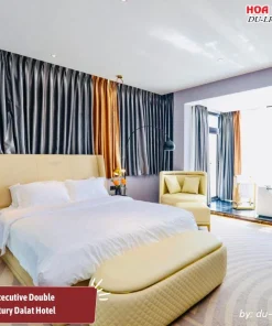 Phòng Executive Double tại New Century Hotel Đà Lạt có diện tích khoảng 40m2, được thiết kế hiện đại và trang bị đầy đủ tiện nghi