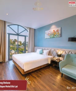 Phòng Deluxe tại Stillus Boutique Hotel Đà Lạt tiện nghi rộng 20m2, có cửa kính lớn view đẹp