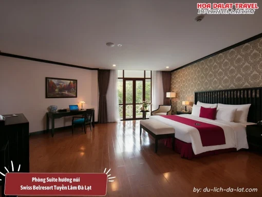 Loại phòng Suite hướng núi tại Swiss-Belresort Tuyền Lâm Đà Lạt có diện tích 44m2, phòng khách riêng biệt và phòng ngủ với giường đôi, trang bị đầy đủ tiện nghi cao cấp