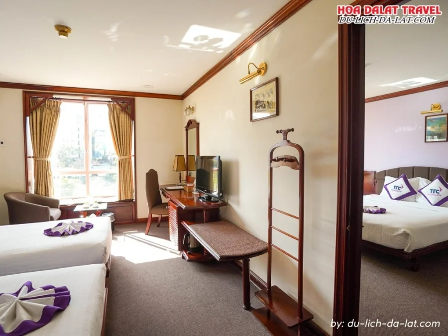 Tiện nghi trong phòng nghỉ ở TTC Hotel Đà Lạt được trang bị tiện nghi hiện đại