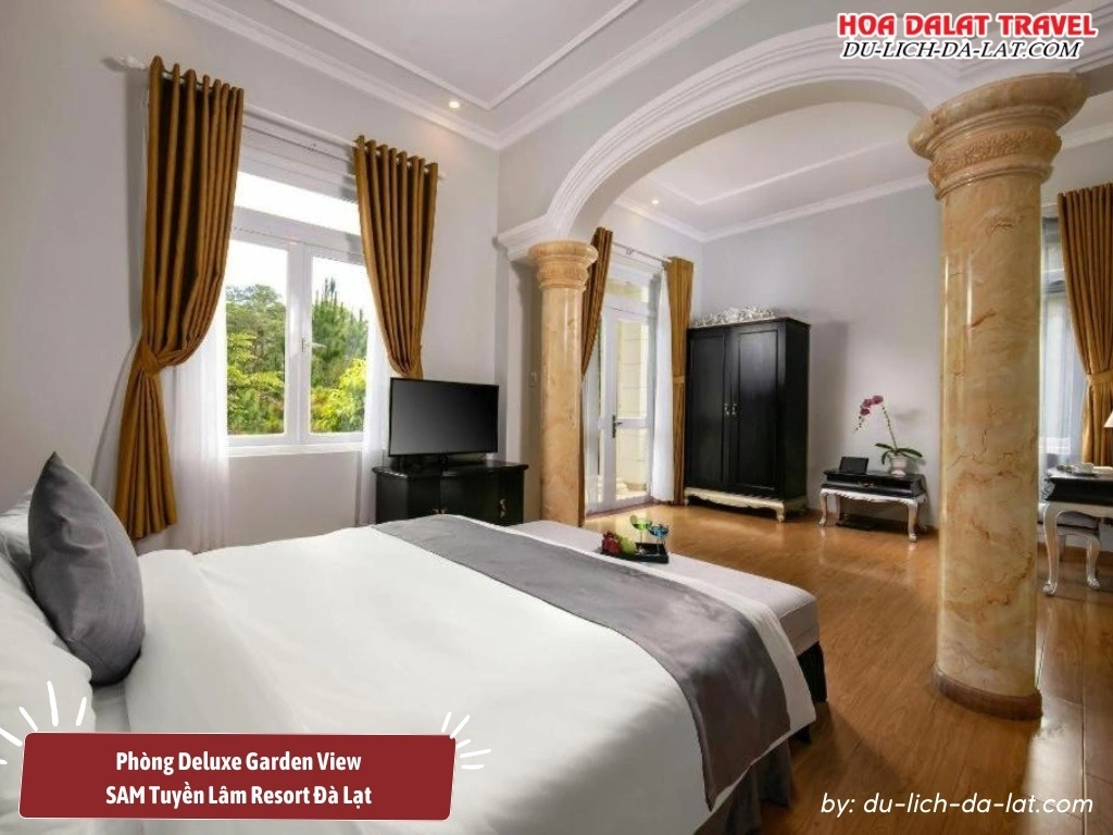 Phòng Deluxe Garden View tại SAM Tuyền Lâm Resort Đà Lạt rộng 35m2, đầy đủ tiện nghi với view sân vườn xanh mát